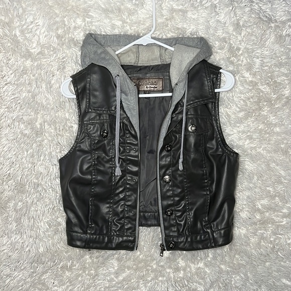 GI SONO by CAVALINI Vegan Leather Vest - Picture 1 of 13